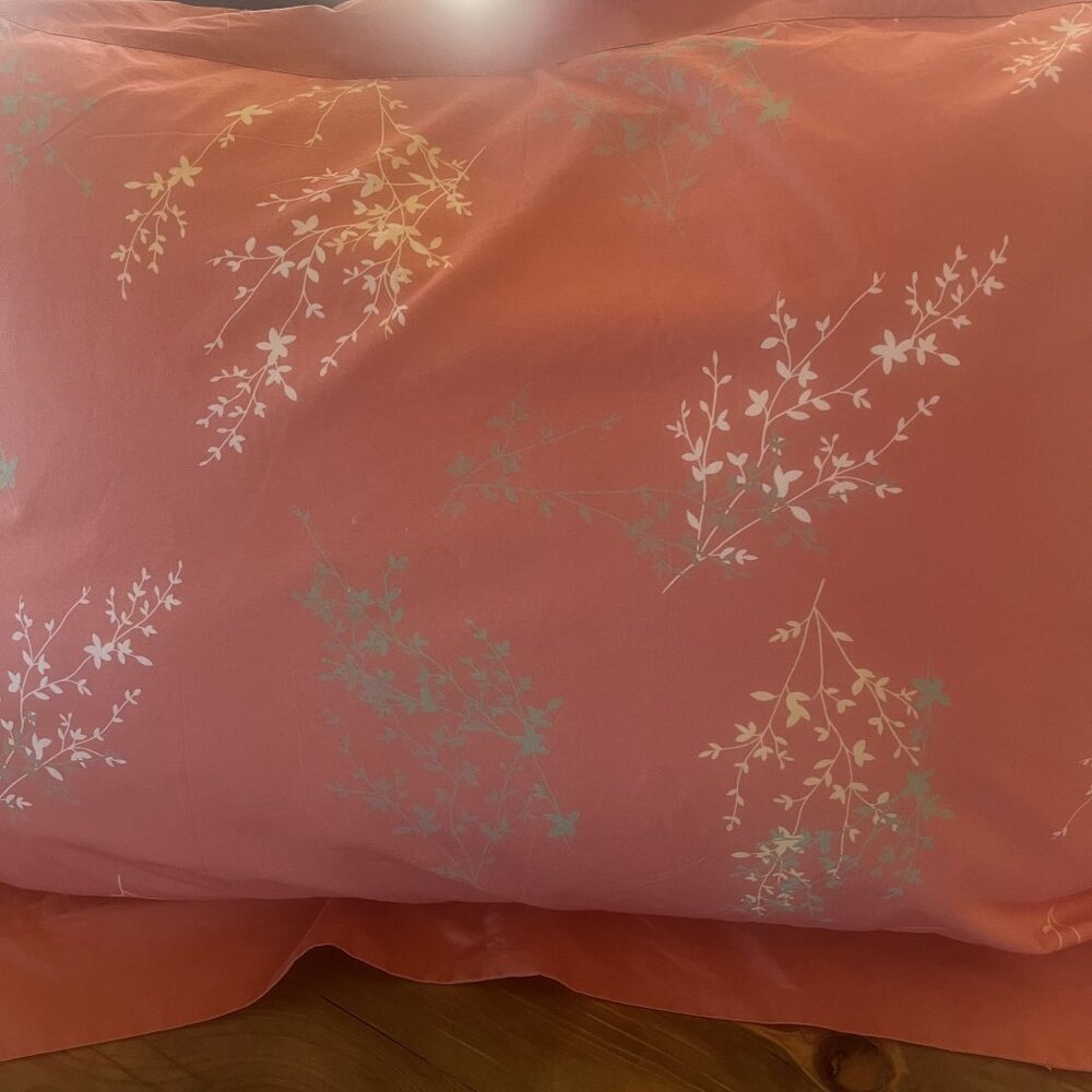 Set Of 2 Standard Shams Asian Wildflower Motif Peach White Grey Cotton